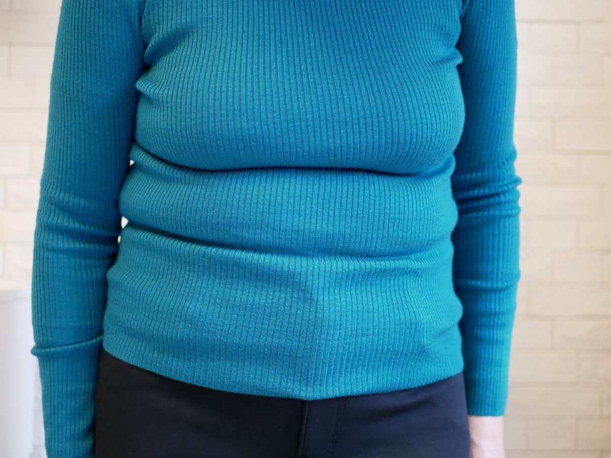 浮き輪肉を落とす簡単な方法は？女性が無理なく続けられるエクササイズを紹介