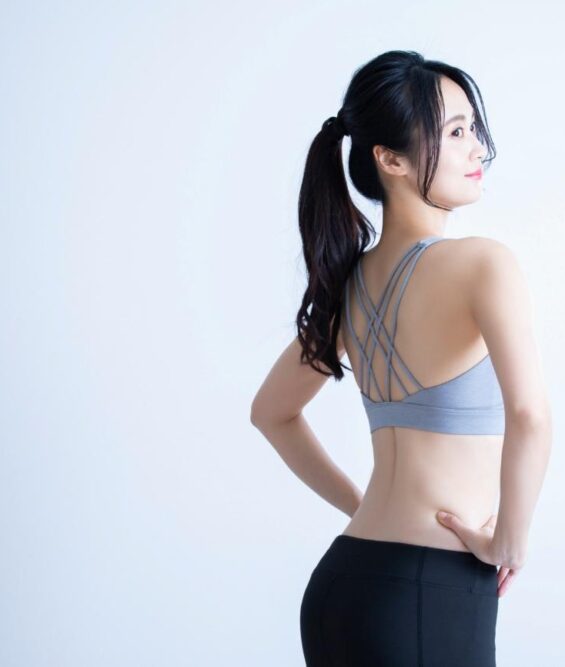 姿勢の直し方｜体への影響・おもな原因・手軽にできる改善方法まとめ